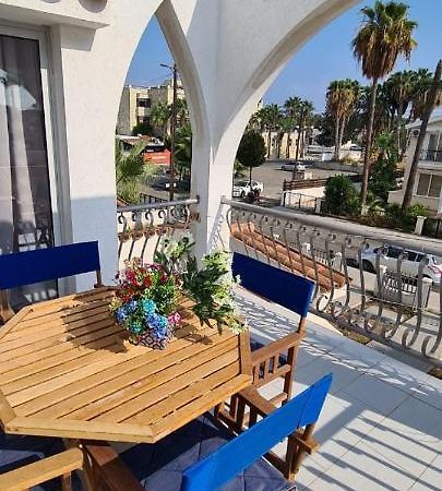 Lovely 1Betroom Apartment Near The Beach Pyla Bagian luar foto