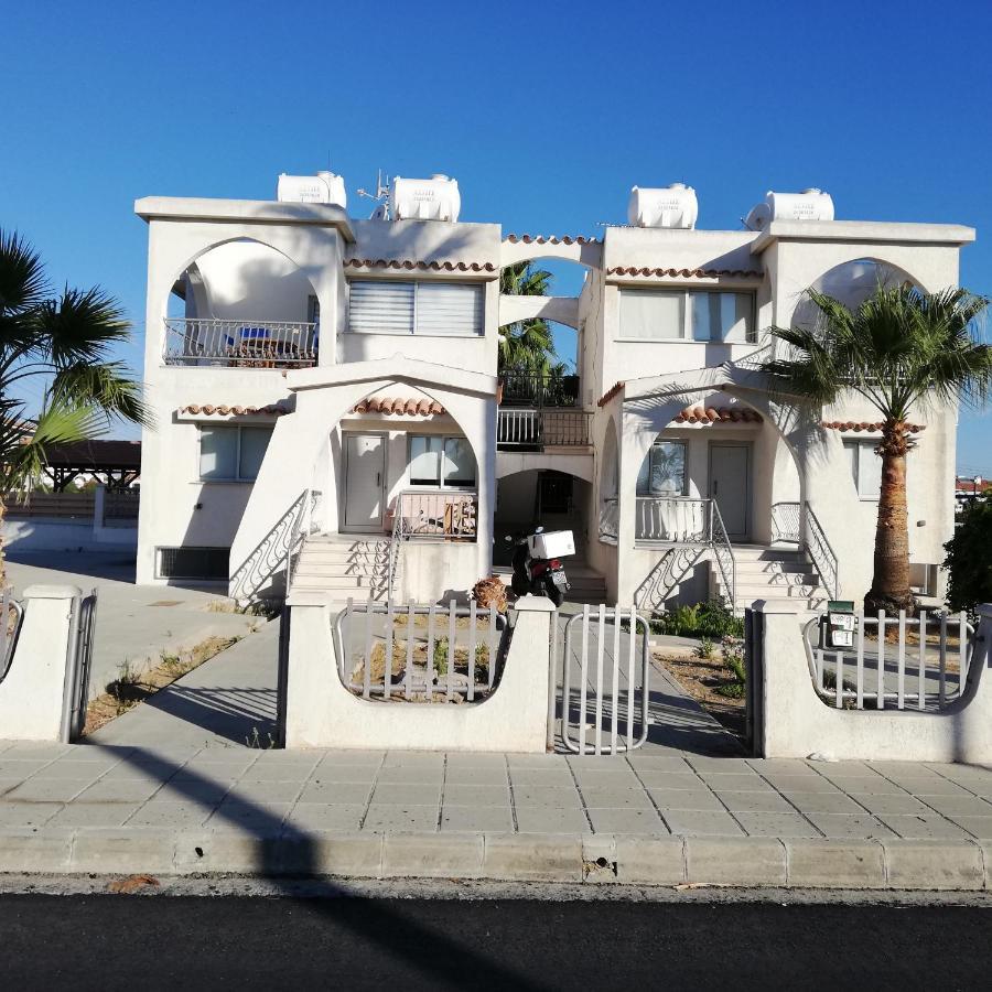 Lovely 1Betroom Apartment Near The Beach Pyla Bagian luar foto